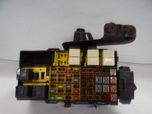 Load image into Gallery viewer, Fuse Box Ford Ranger 2002 - MRK462088