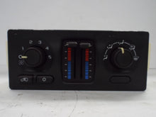 Load image into Gallery viewer, REAR TEMPERATURE CONTROLS Silverado 1500 Pickup Silverado 2500 03-04 - MRK462708