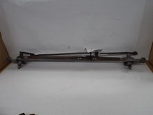 Load image into Gallery viewer, WINDSHIELD WIPER TRANSMISSION Hummer H3 06 07 08 09 10 - MRK462884