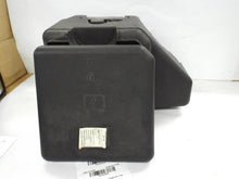 Load image into Gallery viewer, Fuse Box SUBURBAN 1500 2003 - MRK463665