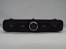 Load image into Gallery viewer, Radio SILVERADO 1500 PICKUP 2016 - MRK463697