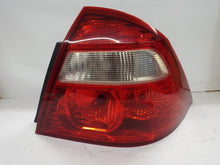 Load image into Gallery viewer, TAIL LIGHT LAMP ASSEMBLY Ford Five Hundred 05 06 07 Right - MRK463709
