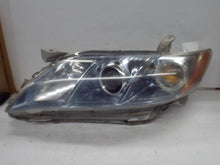Load image into Gallery viewer, HEADLIGHT LAMP ASSEMBLY Camry 2007 07 2008 08 2009 09 Left - MRK464077