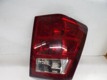 Load image into Gallery viewer, TAIL LIGHT LAMP ASSEMBLY Grand Cherokee 2005 05 2006 06 Right - MRK464232