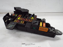 Load image into Gallery viewer, FUSE BOX 525i 528i 530i 535i 550i 650i M5 M6 06 07 08 09 10 - MRK464395