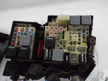 Load image into Gallery viewer, Fuse Box Ford Focus 2014 - MRK464614