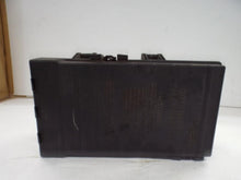 Load image into Gallery viewer, Fuse Box Dodge Caravan 2005 - MRK464784