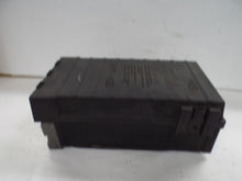 Load image into Gallery viewer, Fuse Box Dodge Caravan 2005 - MRK464784
