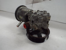Load image into Gallery viewer, POWER STEERING PUMP Tacoma 2005 05 2006 06 07 08 09 - MRK464855