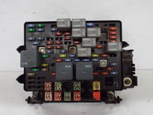 Load image into Gallery viewer, Fuse Box SILVERADO 1500 PICKUP 2003 - MRK465085