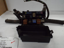 Load image into Gallery viewer, FUSE BOX Nissan Frontier Xterra 2003 03 2004 04 - MRK465143