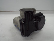 Load image into Gallery viewer, THROTTLE BODY Infiniti G35 Maxima M35 2006 06 2007 07 - MRK465170