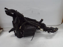 Load image into Gallery viewer, FUSE BOX Toyota Highlander 2011 11 2012 12 2013 13 - MRK465540