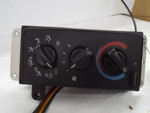 Load image into Gallery viewer, Temperature Controls DODGE 2500 PICKUP 1998 - MRK465869