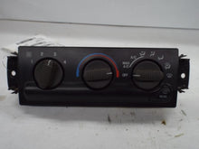 Load image into Gallery viewer, Temperature Controls BLAZER S10/JIMMY S15 2000 - MRK465877