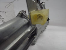 Load image into Gallery viewer, REAR WIPER MOTOR Subaru Forester 2003 03 2004 04 2005 05 - MRK466025