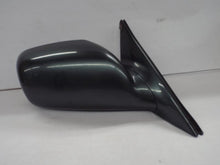 Load image into Gallery viewer, SIDE VIEW MIRROR Toyota Camry 02 03 04 05 06 Right - MRK466069