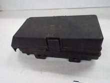 Load image into Gallery viewer, Fuse Box Pontiac G6 2006 - MRK466108