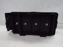 Load image into Gallery viewer, Fuse Box Pontiac G6 2006 - MRK466108