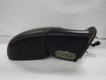 Load image into Gallery viewer, SIDE VIEW MIRROR Tahoe Yukon 2000 00 2001 01 2002 02 Right - MRK466360