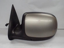 Load image into Gallery viewer, SIDE VIEW MIRROR Tahoe Suburban Avalance 2000 00 2001 01 2002 02 Left - MRK466361