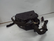 Load image into Gallery viewer, FUSE BOX GMC Acadia Saturn Outlook 2010 10 - MRK466486