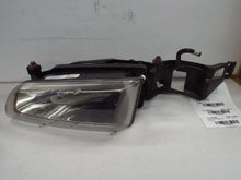 Load image into Gallery viewer, HEADLIGHT LAMP ASSEMBLY Grand Prix 97 98 99 00 01 02 03 Left - MRK466677