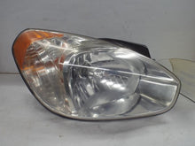 Load image into Gallery viewer, HEADLIGHT LAMP ASSEMBLY Hyundai Accent 06 07 08 09 10 11 Right - MRK467097