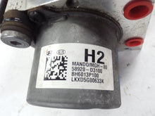Load image into Gallery viewer, ABS ANTI-LOCK BRAKE PUMP Tucson 2016 16 2017 17 2018 18 - MRK467316