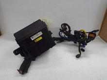 Load image into Gallery viewer, FUSE BOX Hyundai Tucson 2016 16 2017 17 2018 18 - MRK467333