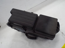 Load image into Gallery viewer, FUSE BOX Honda Accord 2003 03 2004 04 2005 05 2006 06 2007 07 - MRK467839