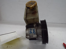 Load image into Gallery viewer, Power Steering Pump Jeep Liberty 2003 - MRK468171