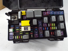 Load image into Gallery viewer, Computer TOWN & COUNTRY 2011 - MRK468712