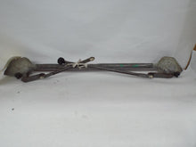 Load image into Gallery viewer, Windshield Wiper Transmission PT CRUISER 2006 - MRK468810