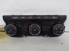 Load image into Gallery viewer, TEMPERATURE CONTROLS Passat 2013 13 2014 14 2015 15 - MRK469071