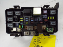 Load image into Gallery viewer, Fuse Box Honda Civic 2005 - MRK469182