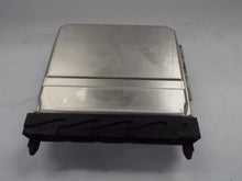 Load image into Gallery viewer, ECU ECM COMPUTER Volvo V70 S60 2001 01 02 NON TURBO - MRK469479