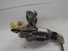 Load image into Gallery viewer, IGNITION SWITCH Celica Corolla Sienna 00 01 02 03 - 08 - MRK469558