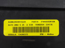 Load image into Gallery viewer, Fuse Box Dodge Caravan 2002 - MRK469701