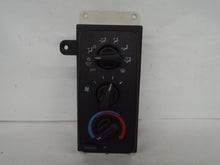 Load image into Gallery viewer, Temperature Controls DODGE 1500 PICKUP 1998 - MRK469833