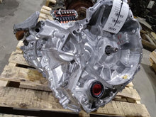 Load image into Gallery viewer, Transmission Toyota Sienna 2023 - MM3007077