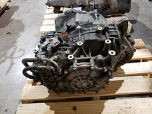 Load image into Gallery viewer, Transmission Hyundai Santa Fe 2014 - MM3027703