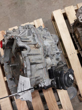 Load image into Gallery viewer, Transmission Volvo XC40 2022 - MM3063369
