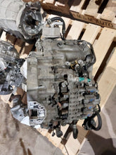 Load image into Gallery viewer, Transmission Acura RLX 2014 - MM3128857
