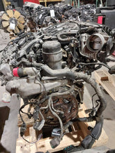 Load image into Gallery viewer, Engine Motor Hyundai Sonata 2006 - MM3156618