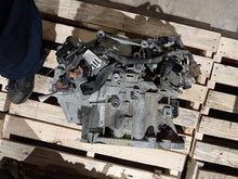 Load image into Gallery viewer, Transmission Hyundai Veloster 2016 - MM3187072