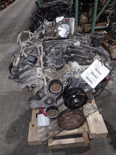 Load image into Gallery viewer, Engine Motor DODGE 2500 PICKUP 2005 - MM3241793