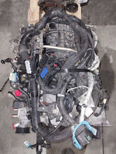 Load image into Gallery viewer, Engine Motor SAVANA 2500 VAN 2019 - MM3249138
