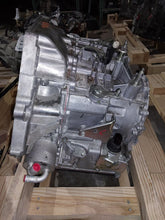 Load image into Gallery viewer, Transmission MAZDA CX-30 2023 - MM3300088
