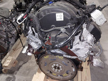 Load image into Gallery viewer, Engine Motor SIERRA 3500 PICKUP 2023 - MM3301827